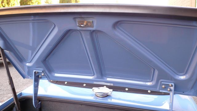 1975 Triumph TR6 RESTORED - 9793856 - 42