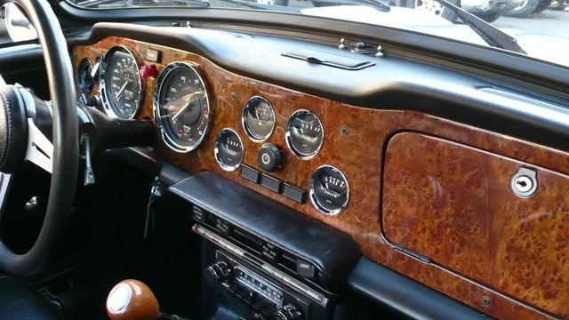 1975 Triumph TR6 RESTORED - 9793856 - 47