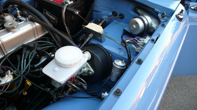 1975 Triumph TR6 RESTORED - 9793856 - 58