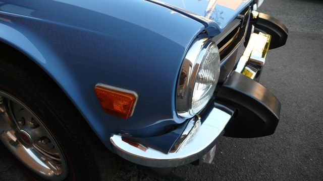 1975 Triumph TR6 RESTORED - 9793856 - 6