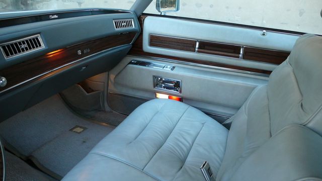 1976 Cadillac DEVILLE  - 17241011 - 12