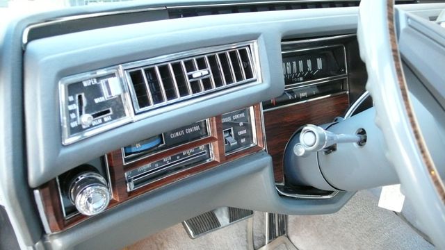 1976 Cadillac DEVILLE  - 17241011 - 14