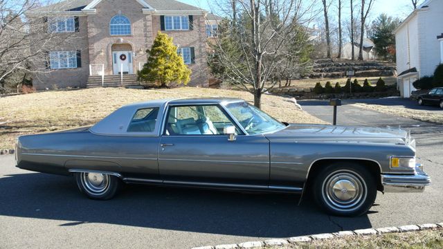 1976 Cadillac DEVILLE  - 17241011 - 1