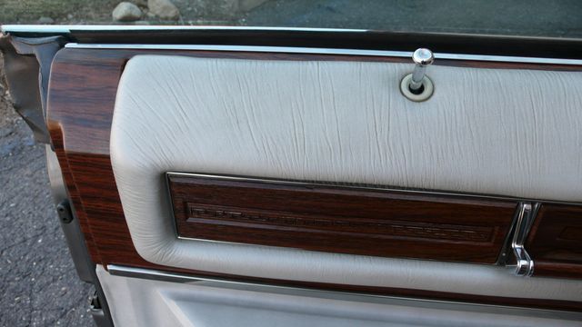 1976 Cadillac DEVILLE  - 17241011 - 23