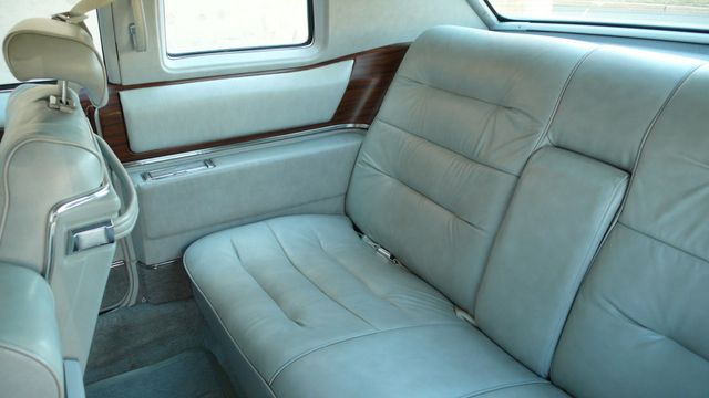 1976 Cadillac DEVILLE  - 17241011 - 36