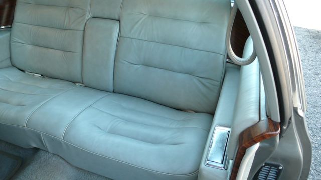 1976 Cadillac DEVILLE  - 17241011 - 37