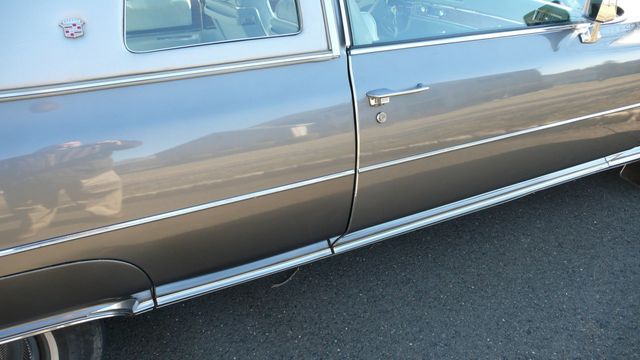 1976 Cadillac DEVILLE  - 17241011 - 77