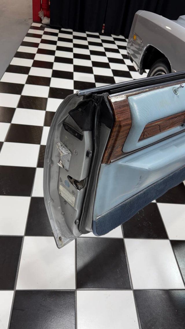 1976 Cadillac Eldorado 500cid - FROM WESTCOAST - GREAT CONDITION - 22975295 - 45