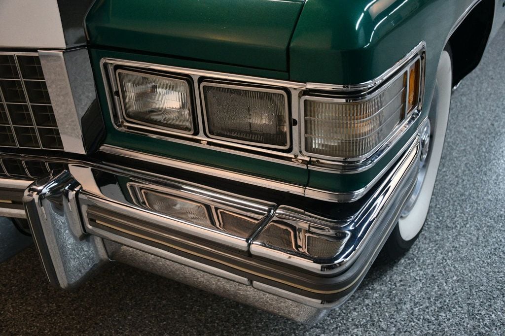1976 Cadillac Fleetwood  - 22986303 - 9