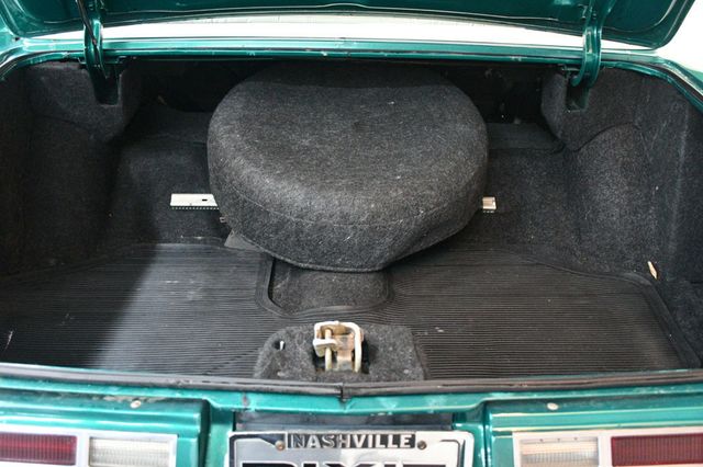 1976 Cadillac Fleetwood  - 22986303 - 24