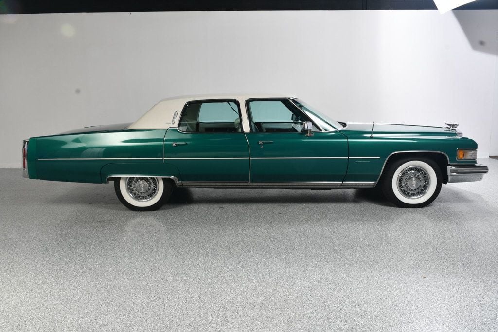 1976 Cadillac Fleetwood  - 22986303 - 3