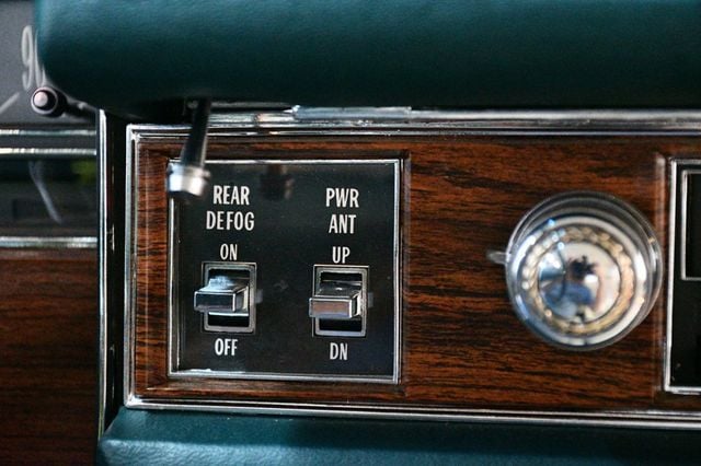 1976 Cadillac Fleetwood  - 22986303 - 46