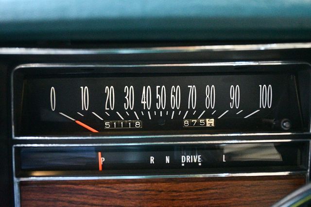 1976 Cadillac Fleetwood 60 Special Brougham - 22986303 - 44