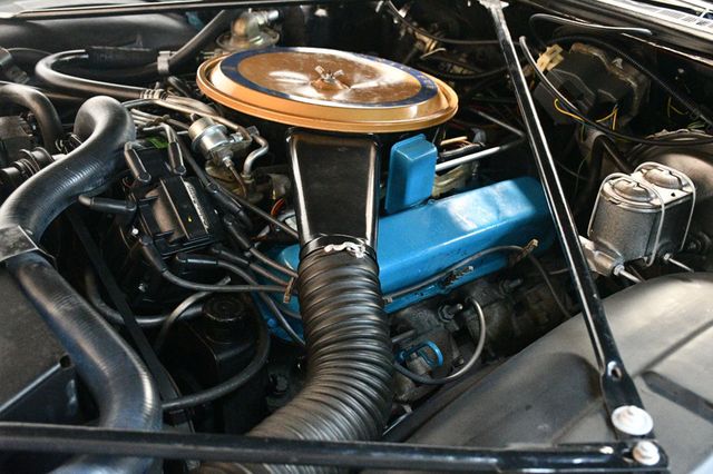 1976 Cadillac Fleetwood 60 Special Brougham - 22986303 - 56