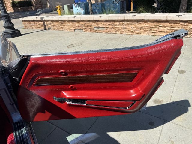 1976 Chevrolet Corvette Stingray - 22892905 - 17