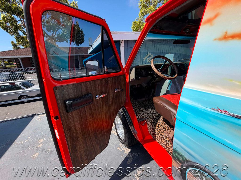 1976 Chevrolet Custom  Van  - 23034374 - 7