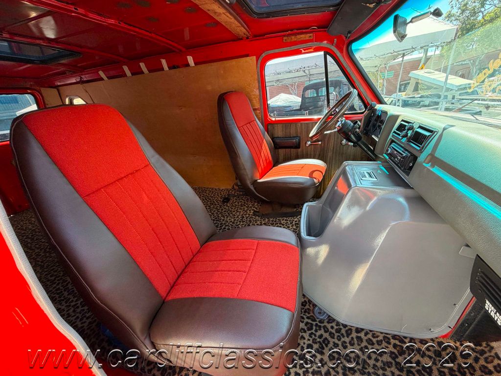1976 Chevrolet Custom GT Van  - 23034374 - 16