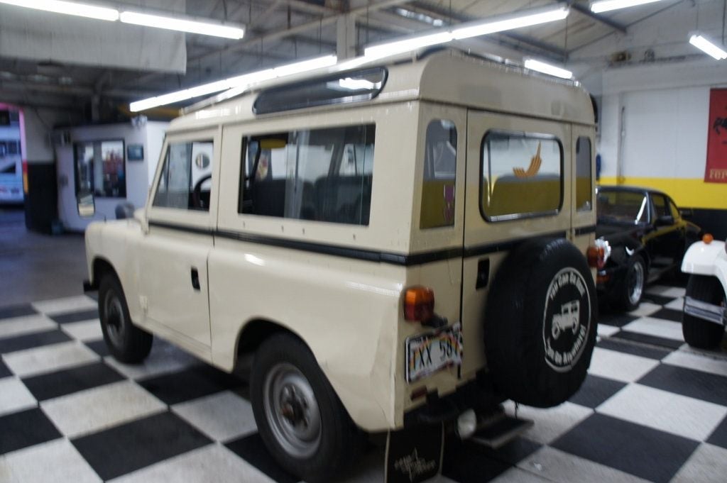 1976 Land Rover Santana 88 Series III - 23023212 - 17