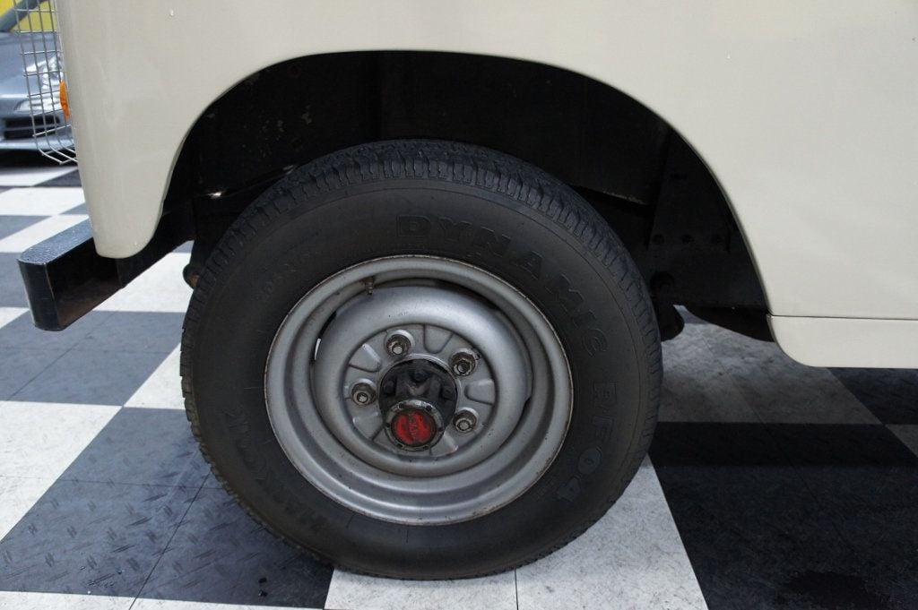 1976 Land Rover Santana 88 Series III - 23023212 - 23