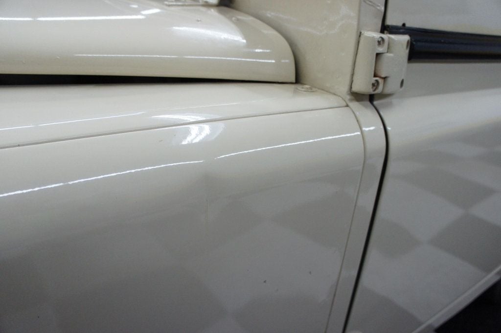 1976 Land Rover Santana 88 Series III - 23023212 - 24