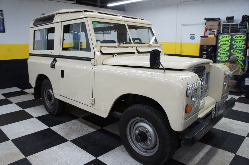 1976 Land Rover Santana 88 Series III - 23023212 - 7