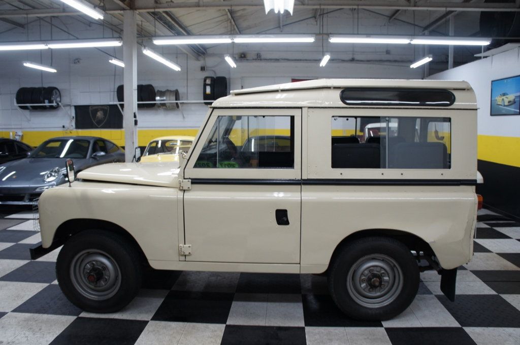 1976 Land Rover Santana 88 SeriesIII Santana 88 Diesel! Stunning! - 23023212 - 20