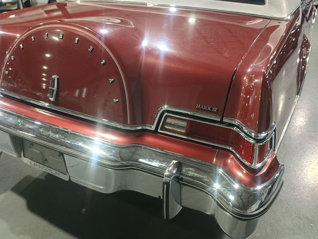 1976 Lincoln Continental Mark IV Pucci Edition - 22974847 - 21