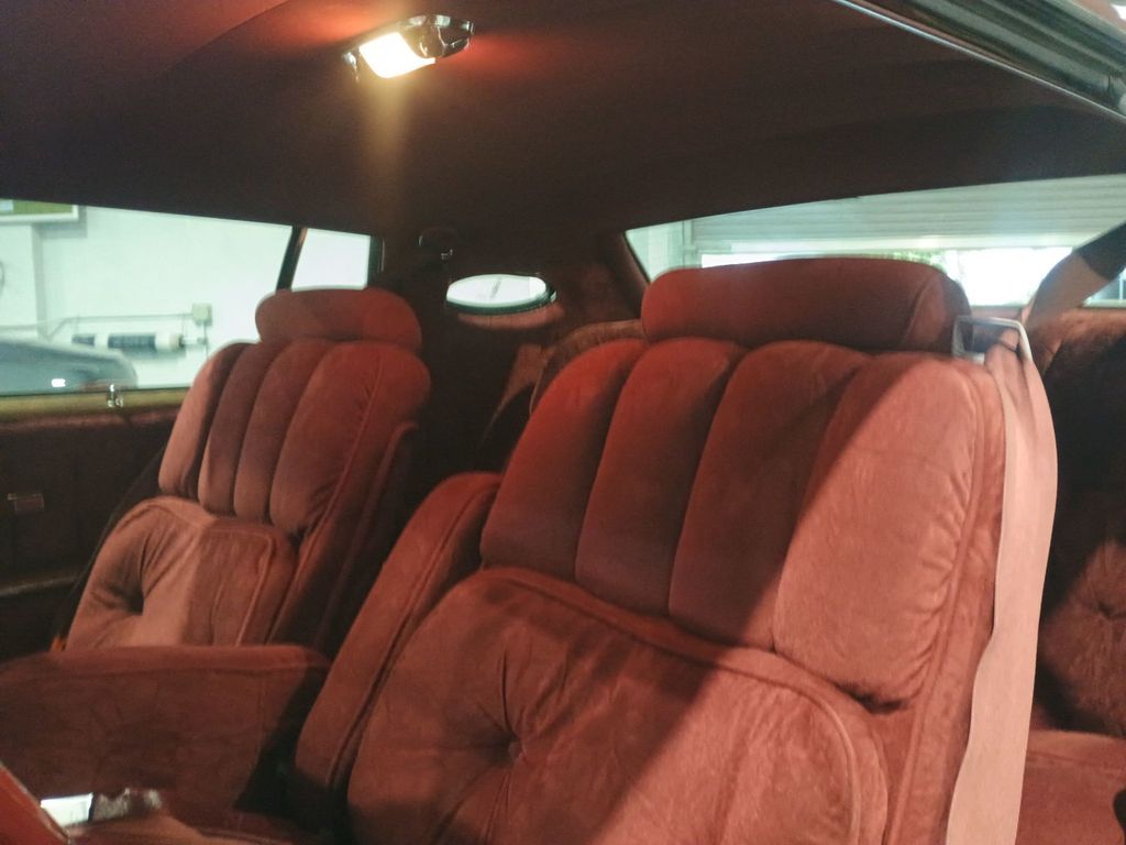 1976 Lincoln Continental Mark IV Pucci Edition - 22974847 - 30