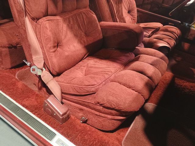 1976 Lincoln Continental Mark IV Pucci Edition - 22974847 - 57