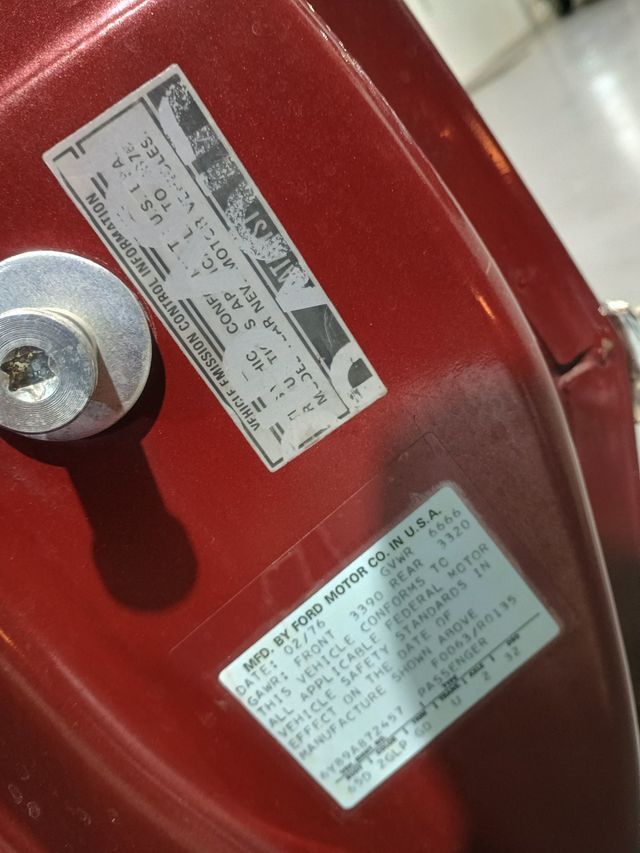 1976 Lincoln Continental Mark IV Pucci Edition - 22974847 - 83