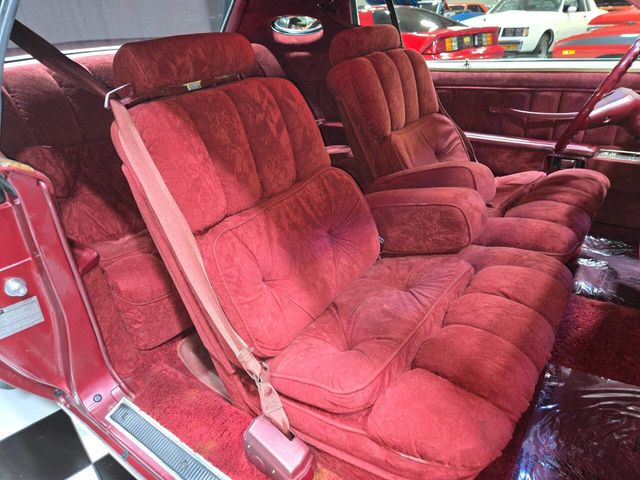 1976 Lincoln Mark IV Emilio Pucci Special Edition - 22961258 - 11