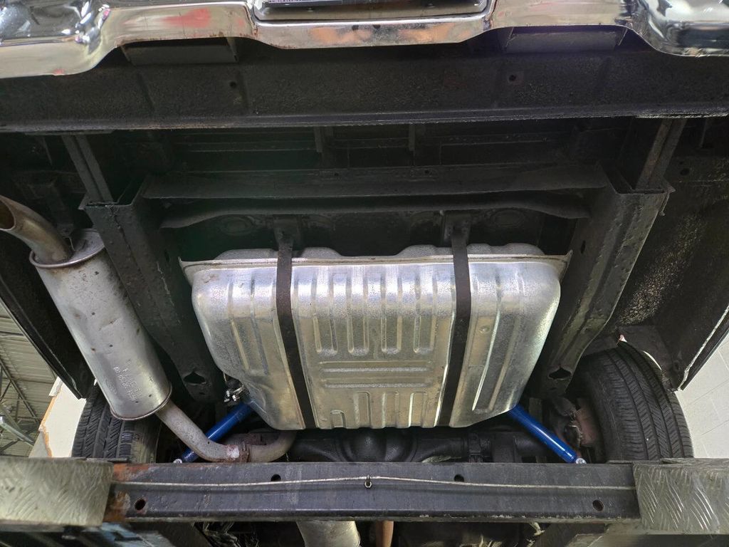 1976 Lincoln Mark IV Emilio Pucci Special Edition - 22961258 - 18