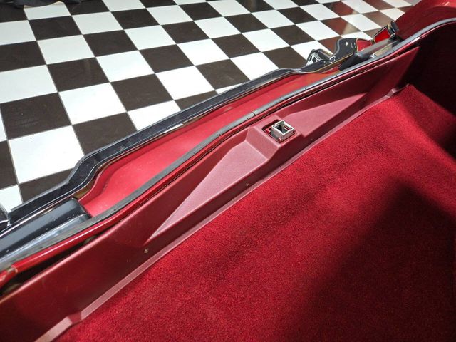 1976 Lincoln Mark IV Emilio Pucci Special Edition - 22961258 - 71