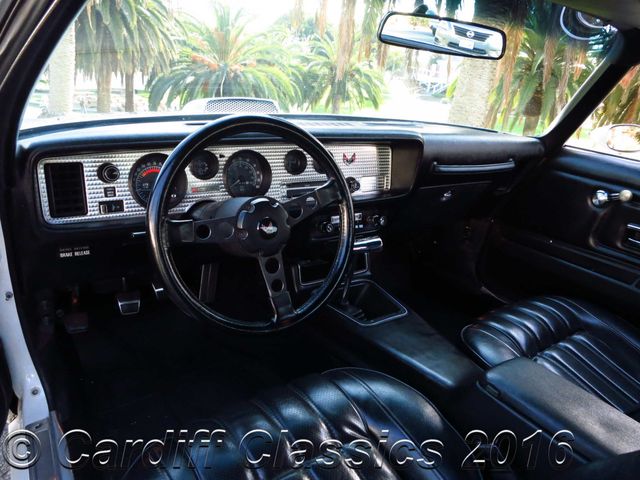 1976 Pontiac Trans-Am  455ci 4-speed  - 15156160 - 1