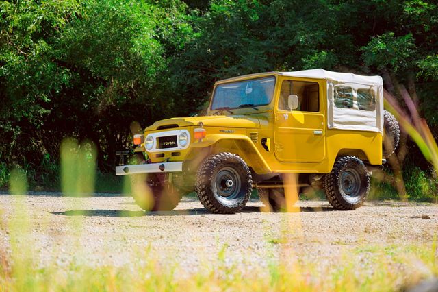 1976 Toyota Land Cruiser FJ40 Very Clean 1976 Toyota Land Cruiser FJ40! - 22929972 - 32