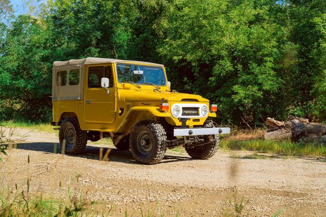 1976 Toyota Land Cruiser FJ40 Very Clean 1976 Toyota Land Cruiser FJ40! - 22929972 - 40