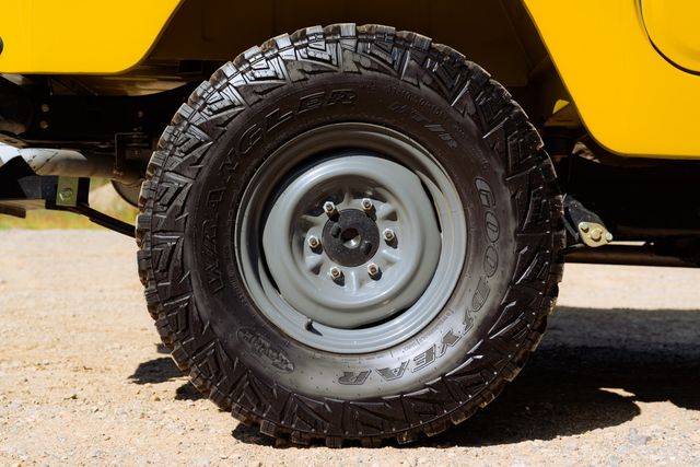 1976 Toyota Land Cruiser FJ40 Very Clean 1976 Toyota Land Cruiser FJ40! - 22929972 - 41