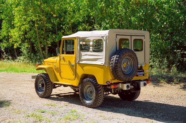1976 Toyota Land Cruiser FJ40 Very Clean 1976 Toyota Land Cruiser FJ40! - 22929972 - 43