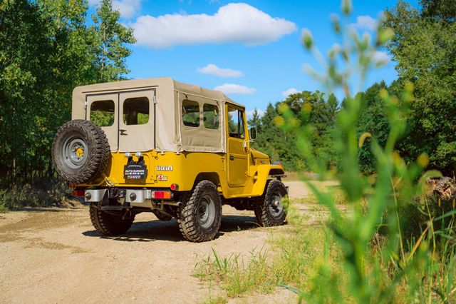 1976 Toyota Land Cruiser FJ40 Very Clean 1976 Toyota Land Cruiser FJ40! - 22929972 - 62