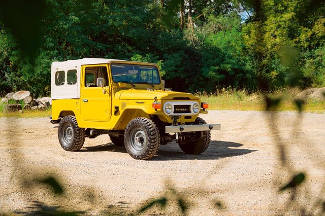 1976 Toyota Land Cruiser FJ40 Very Clean 1976 Toyota Land Cruiser FJ40! - 22929972 - 65