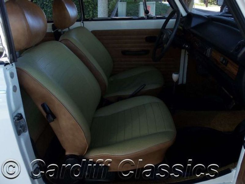 1976 Volkswagen Super Beetle Convertible - 6710427 - 23