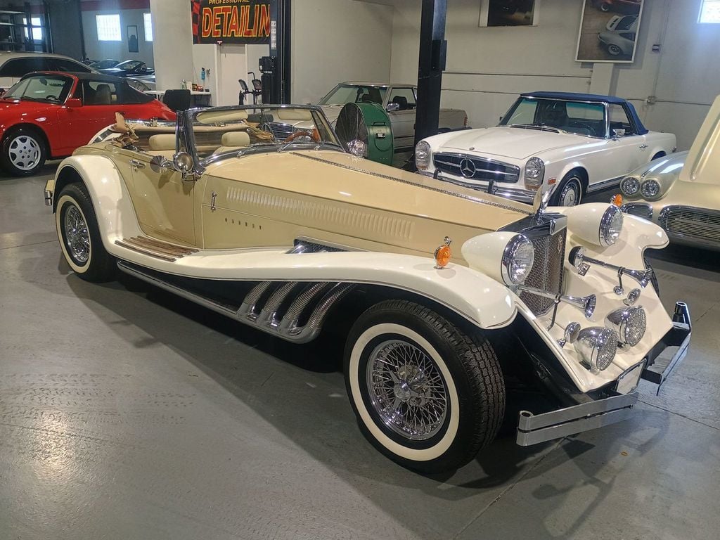 1977 Clenet Convertible CLENET COACHWORKS SERIES 1 NO. 13/250 - 22866940 - 9