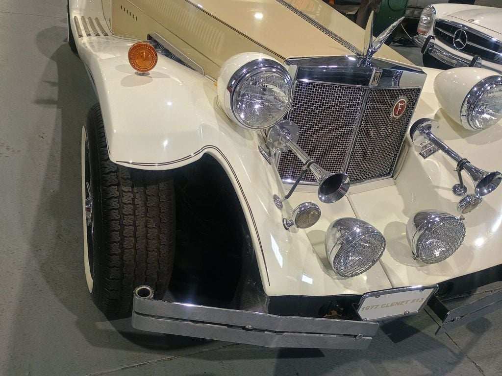 1977 Clenet Convertible CLENET COACHWORKS SERIES 1 NO. 13/250 - 22866940 - 15