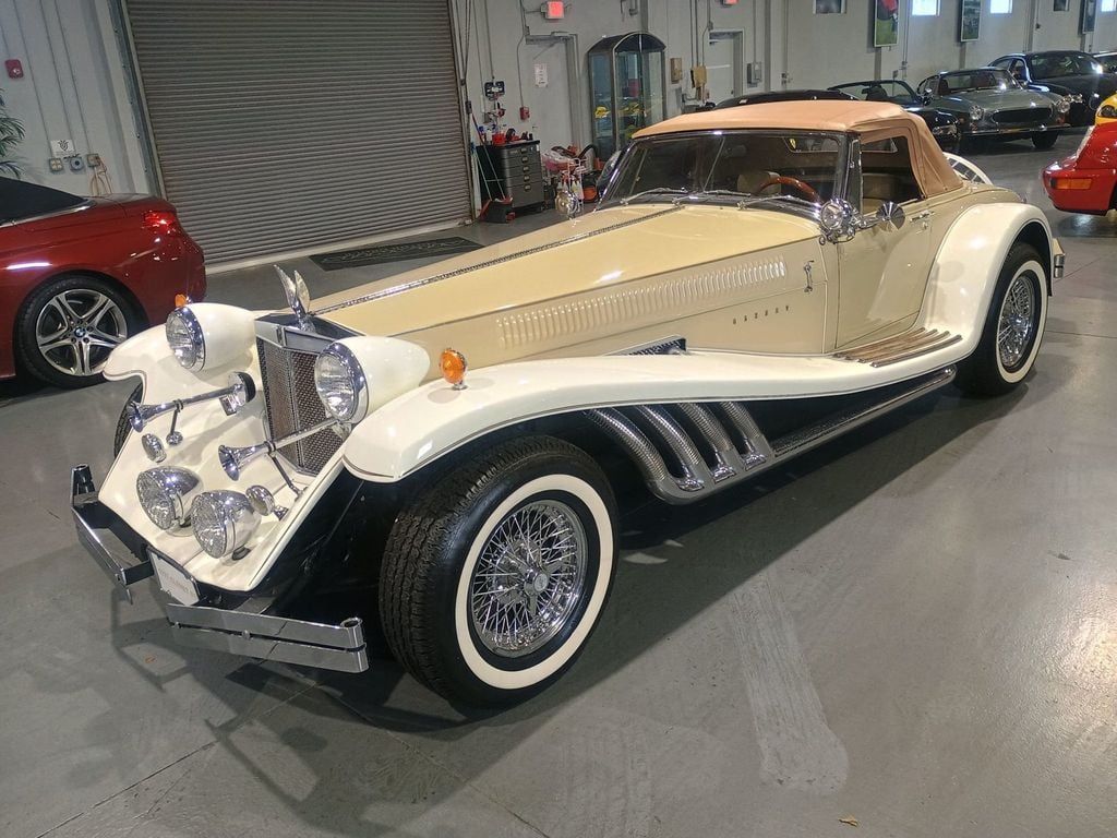 1977 Clenet Convertible CLENET COACHWORKS SERIES 1 NO. 13/250 - 22866940 - 1