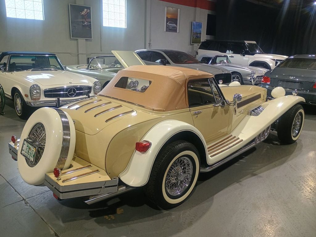 1977 Clenet Convertible CLENET COACHWORKS SERIES 1 NO. 13/250 - 22866940 - 6