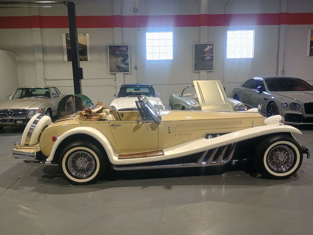 1977 Clenet Convertible CLENET COACHWORKS SERIES 1 NO. 13/250 - 22866940 - 7