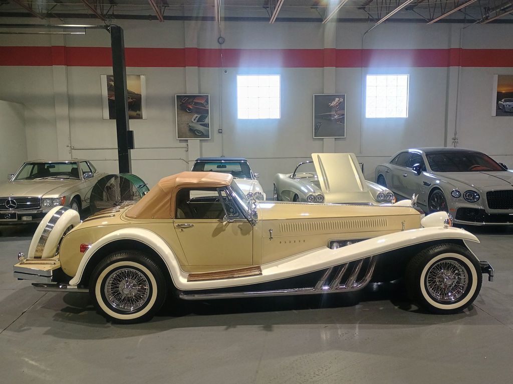 1977 Clenet Convertible CLENET COACHWORKS SERIES 1 NO. 13/250 - 22866940 - 8