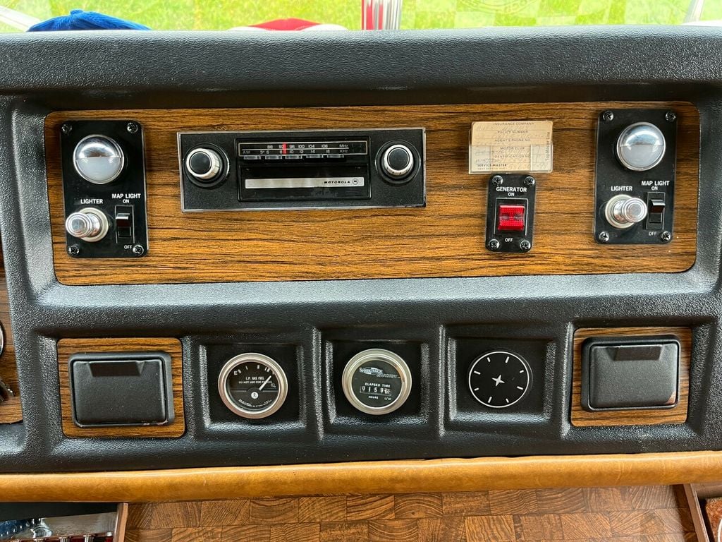 1977 Coachmen Motorhome  - 22096061 - 73