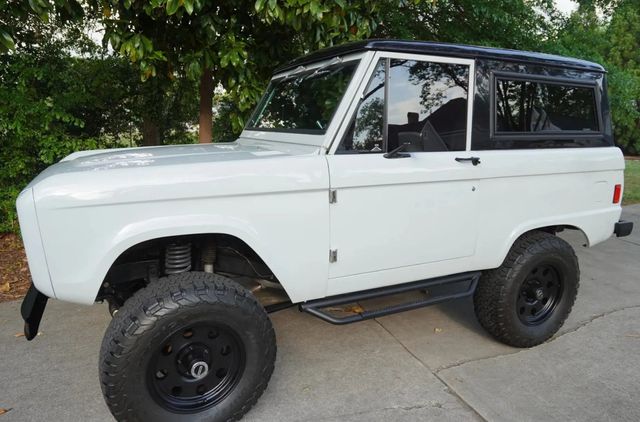 1977 Ford Bronco  - 22938516 - 1
