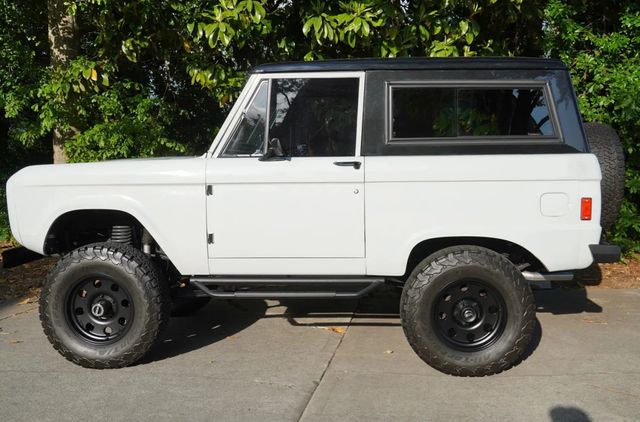1977 Ford Bronco  - 22938516 - 2